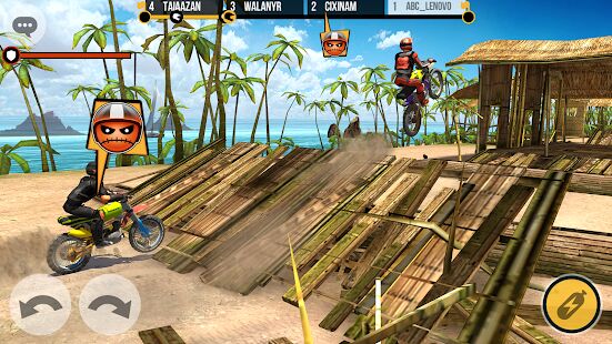 Скачать бесплатно Clan Race: Xtreme Real Time PVP Motocross [Мод меню] 2.0.0 - RUS apk на Андроид